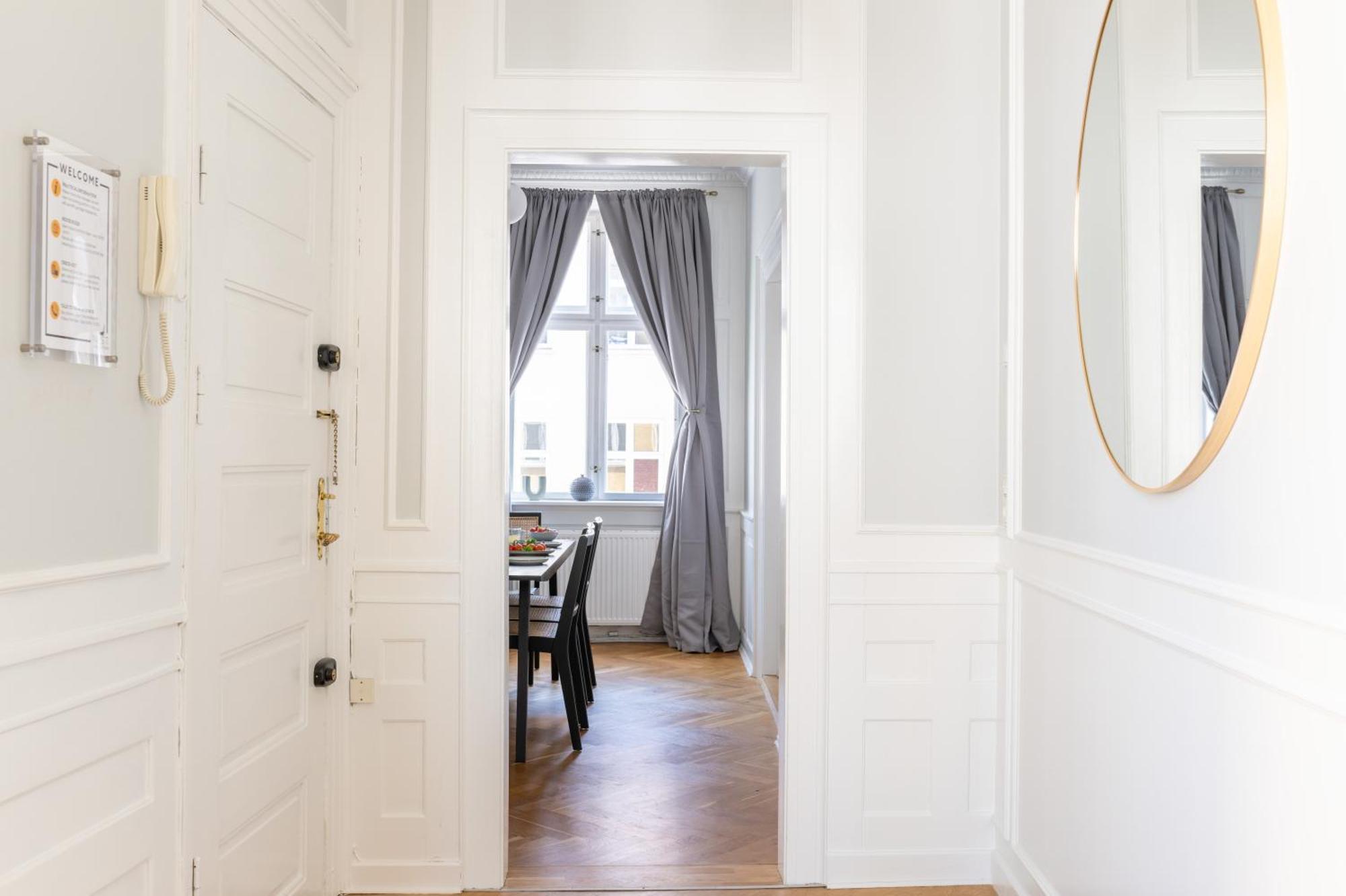 Large Apartment With Canal View In Central Cph City Kopenhaga Zewnętrze zdjęcie